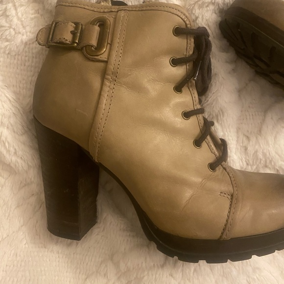 Aldo fur lined heeled comfortable boots - Picture 6 of 9